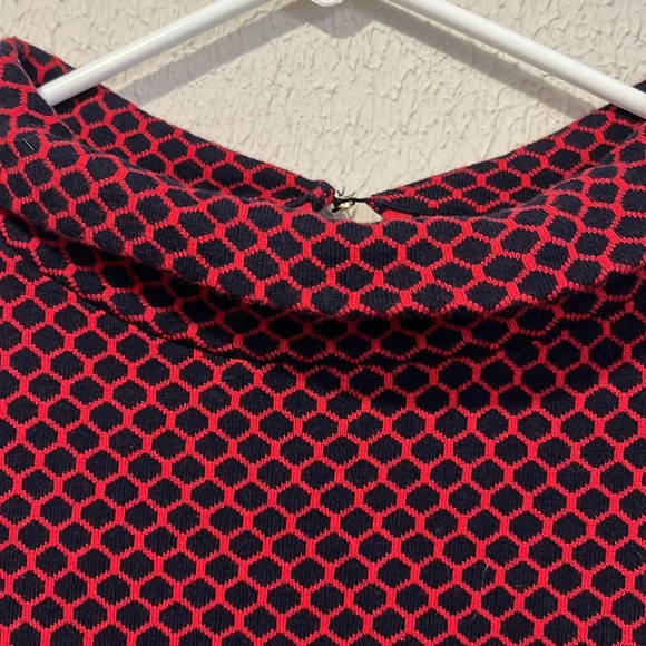 Talbots Red and Navy Hexagon pattern sweater size medium - Picture 2 of 7